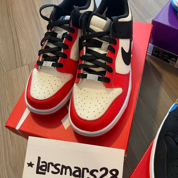 Nike Dunks - Picture 4 of 8